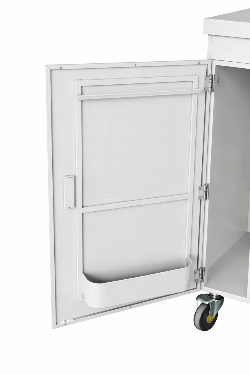 Nyeregszekrény- számzáras, kihúzható tárolókkal