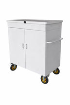 Nyeregszekrény- számzáras, kihúzható tárolókkal