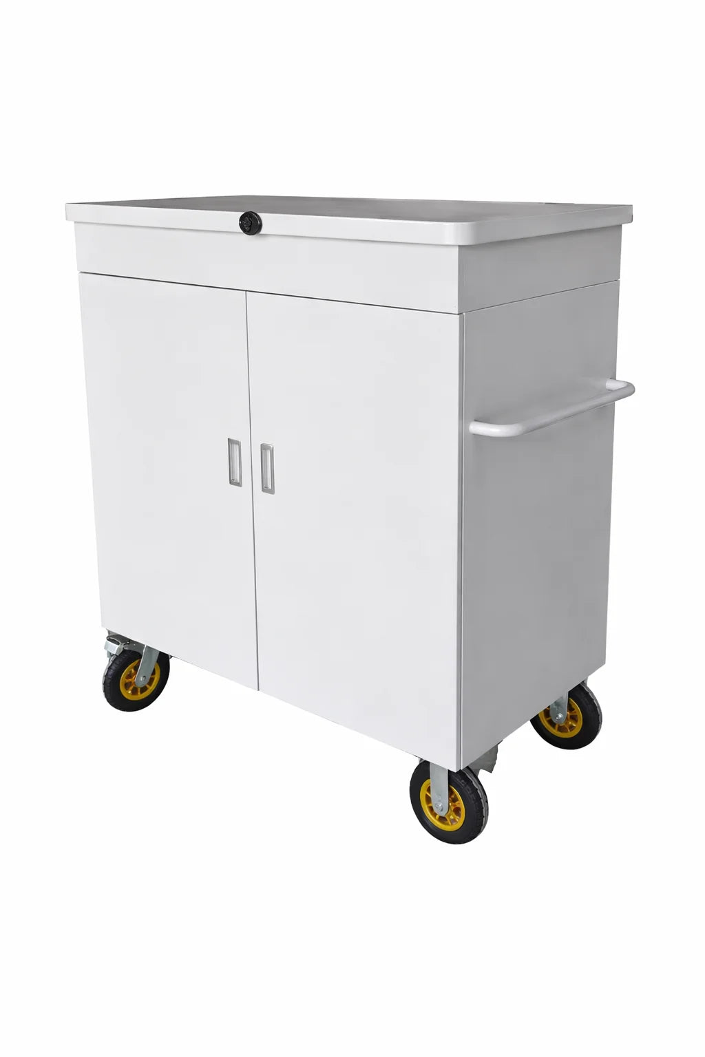 Nyeregszekrény- számzáras, kihúzható tárolókkal